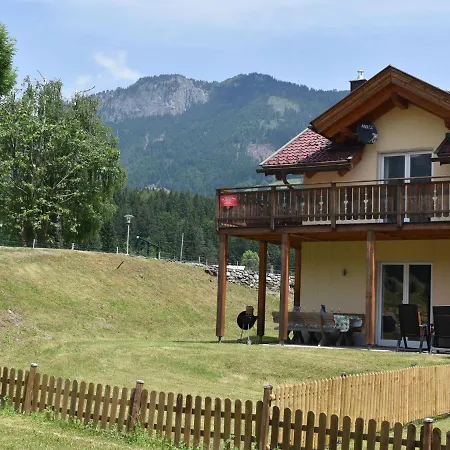 בקתה In Am Skihang Kotschach-Mauthen